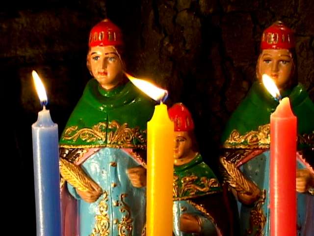 DIA DE COSME E DAMIÃO. SALVE AS QUERIDAS CRIANÇAS!